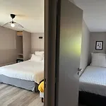 Hotel Logis Les Voiliers 2*